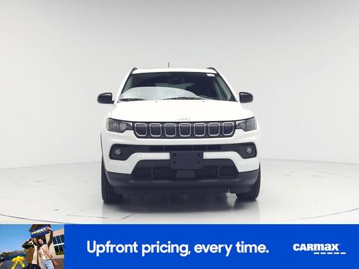 White 2022 Jeep Compass Latitude Lux