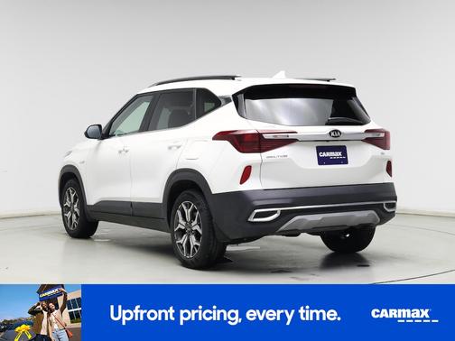 White 2021 Kia Seltos EX