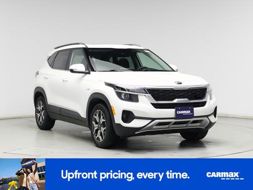 White 2021 Kia Seltos EX