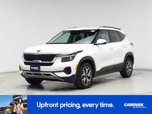 White 2021 Kia Seltos EX