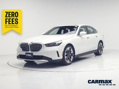 White 2024 BMW 530 I xDrive