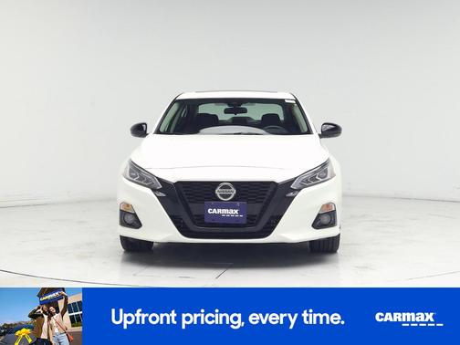 2022 Nissan Altima SR