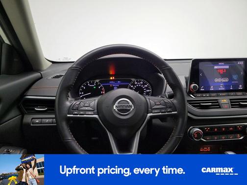 2022 Nissan Altima SR