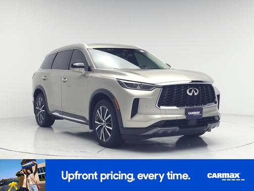 Gold 2023 INFINITI QX60 Sensory