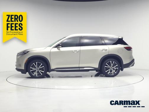 Gold 2023 INFINITI QX60 Sensory