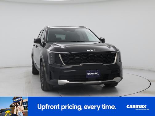 Black 2024 Kia Sorento S