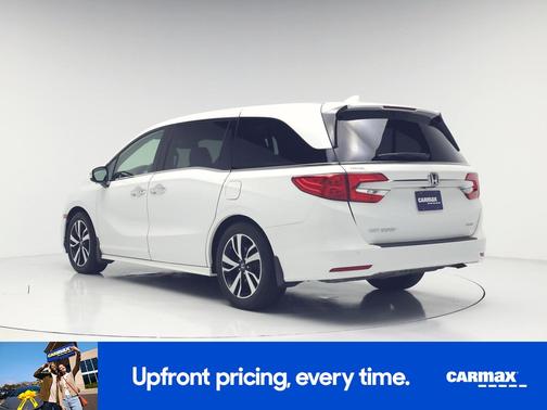 White 2020 Honda Odyssey Elite