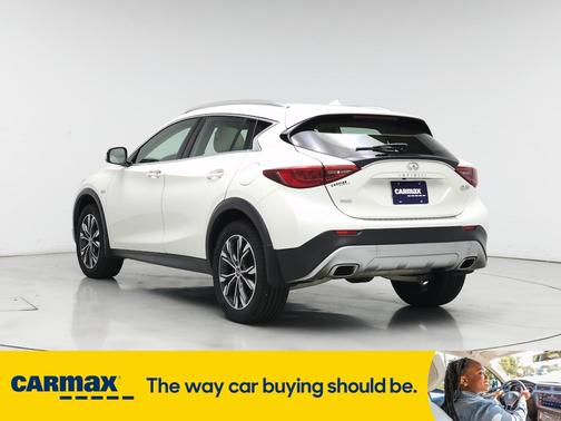 2018 INFINITI QX30 Premium