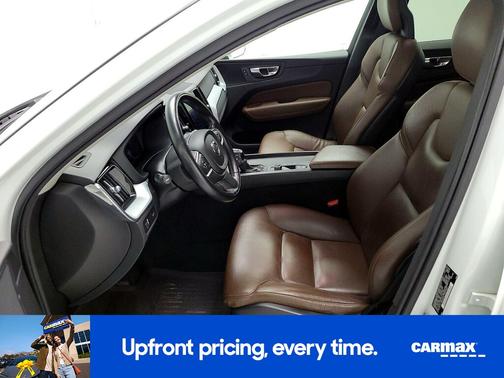 2018 Volvo XC60 T5 Momentum