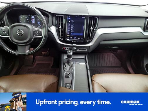 2018 Volvo XC60 T5 Momentum