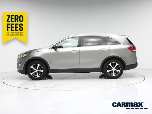 Gray 2016 Kia Sorento EX