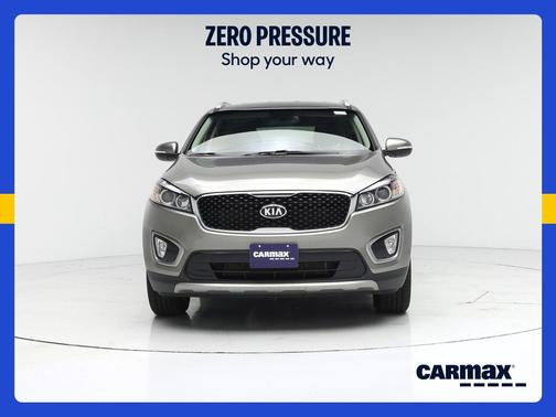 Gray 2016 Kia Sorento EX