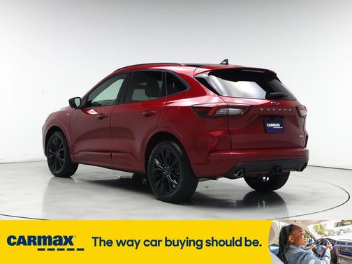 2023 Ford Escape ST-Line Elite