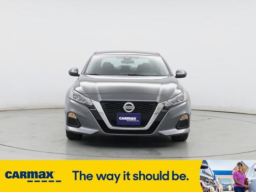 2022 Nissan Altima SV