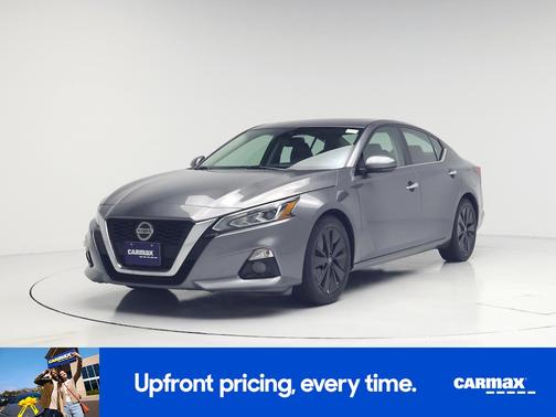 Gray 2019 Nissan Altima SL