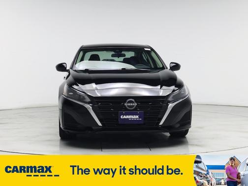 2023 Nissan Altima SV