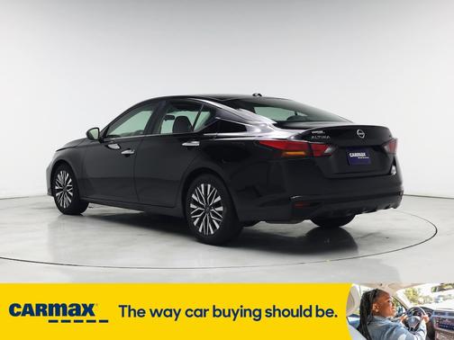2023 Nissan Altima SV