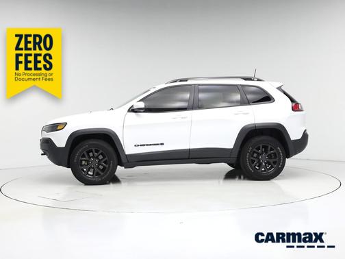 White 2020 Jeep Cherokee Upland