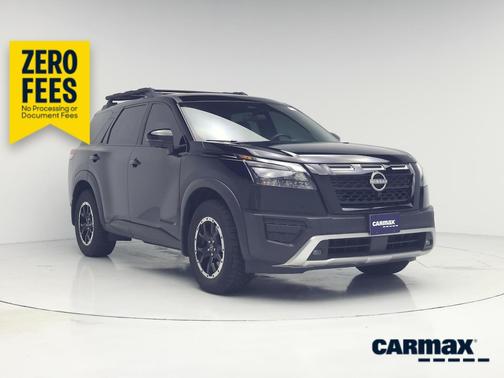 Black 2025 Nissan Pathfinder Rock Creek