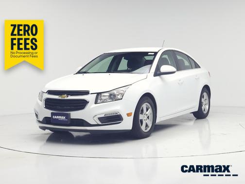 White 2015 Chevrolet Cruze LT