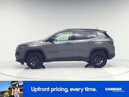 Gray 2023 Jeep Compass Altitude