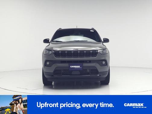 Gray 2023 Jeep Compass Altitude