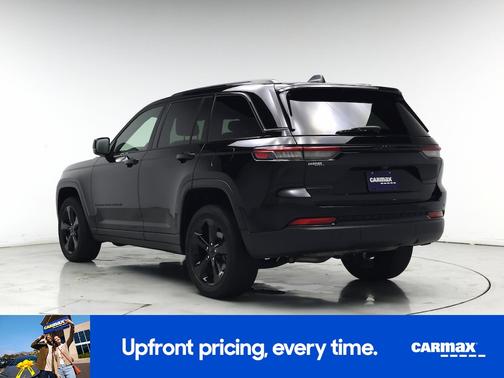 2022 Jeep Grand Cherokee Altitude