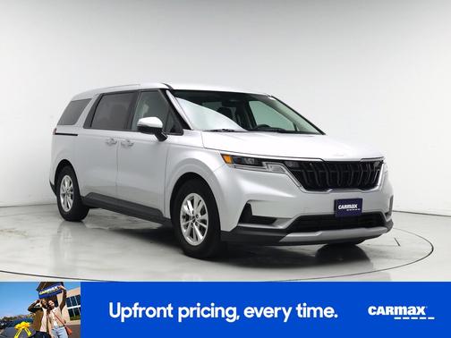 2022 Kia Carnival LX