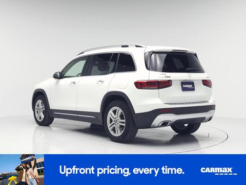 White 2023 Mercedes-Benz GLB 250