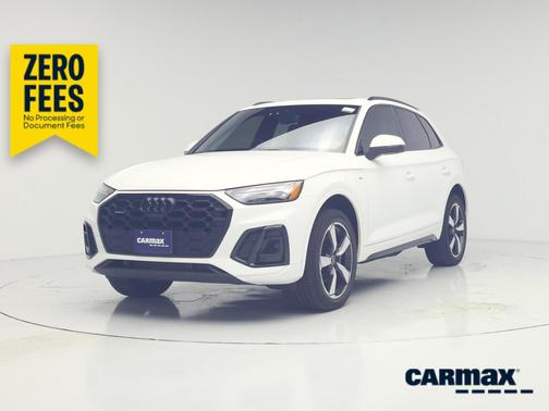 White 2023 Audi Q5 S-Line Premium Plus