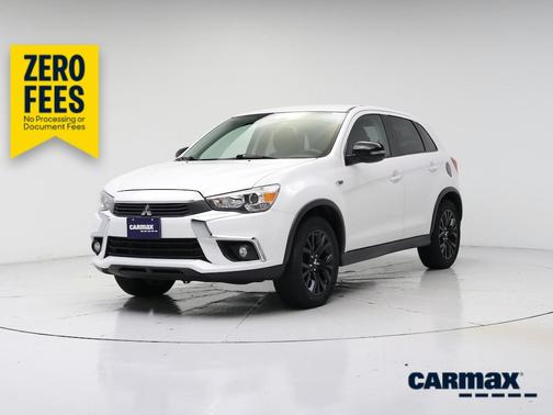 White 2017 Mitsubishi Outlander Sport LE
