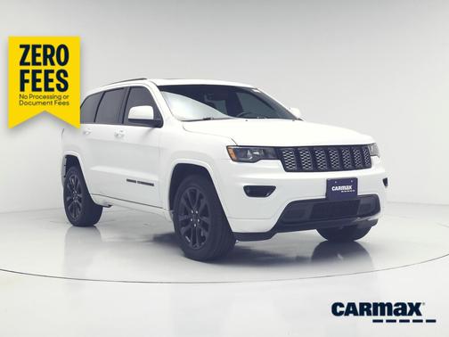 White 2018 Jeep Grand Cherokee Altitude