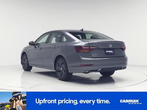 Gray 2019 Volkswagen Jetta SEL Premium