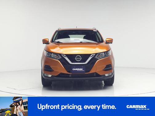 Orange 2022 Nissan Rogue Sport SV