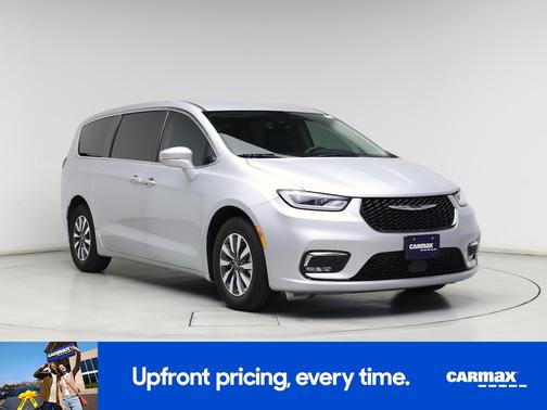 Gray 2022 Chrysler Pacifica Hybrid Touring L