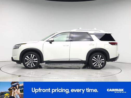 2023 Nissan Pathfinder Platinum