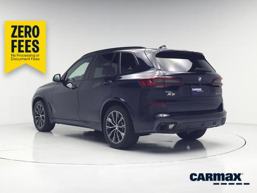 Black 2022 BMW X5 xDrive40i