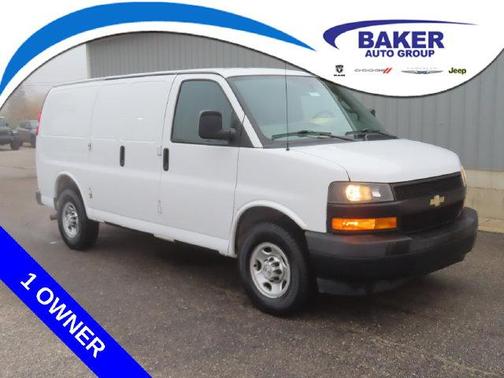 Summit White 2019 Chevrolet Express 2500 Work Van