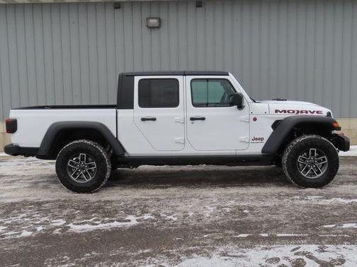 2026 Jeep Gladiator Mojave 4x4