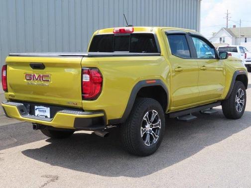 2023 GMC Canyon Base