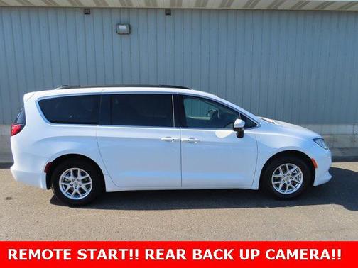 2021 Chrysler Voyager LXI