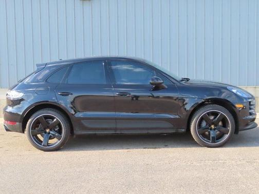 2021 Porsche Macan Base
