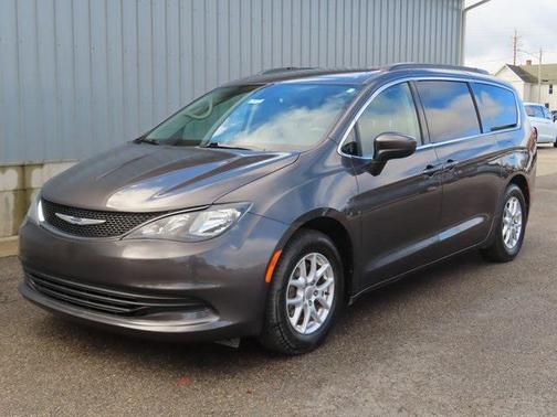 2020 Chrysler Voyager LXI