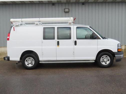 2020 Chevrolet Express 2500 RWD 2500 Regular Wheelbase WT