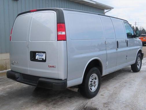 2023 GMC Savana 2500 Work Van