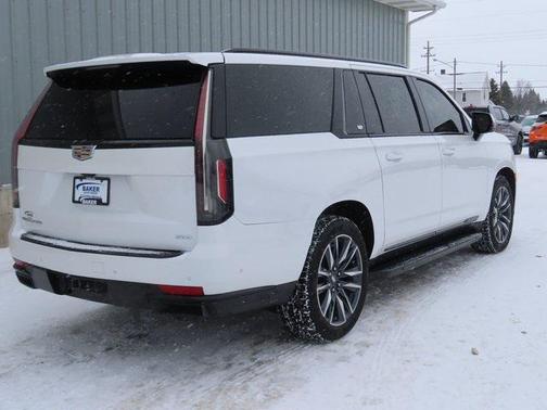 2022 Cadillac Escalade ESV Sport