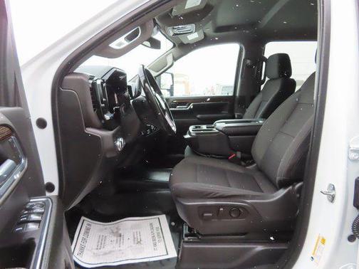Summit White 2024 GMC Sierra 3500 SLE
