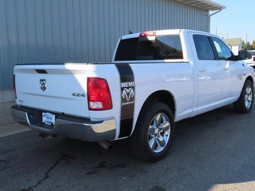 2019 RAM 1500 SLT