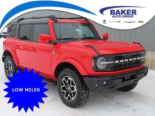 2024 Ford Bronco Outer Banks