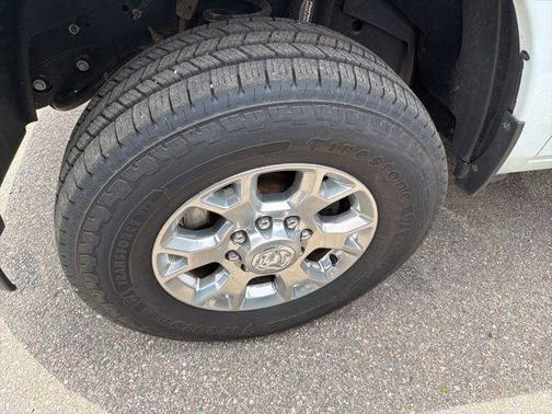 Bright White Clearcoat 2024 RAM 2500 Laramie Crew Cab 4x4 6'4' Box